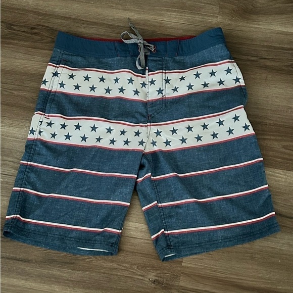 Mossimo Supply Co. Red White Blue American Flag Swim Trunks Men Size 34 - Picture 1 of 5